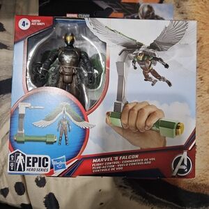 Hasbro Epic Hero Series Marvel's Falcon - Green and Brown